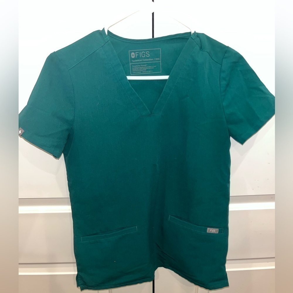 Limited Edition Figs Womens Hunter Green Casma Scrub Top XXS - Picture 1 of 4
